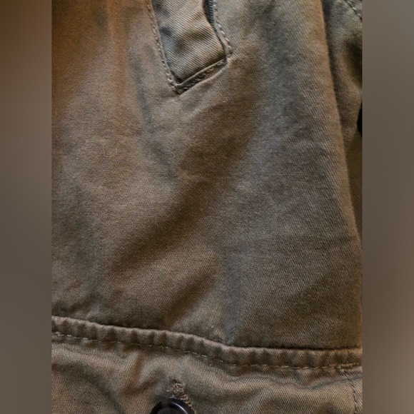 Girls Clothing Bundle Sizes 6-8!! ✨ - Picture 13 of 13